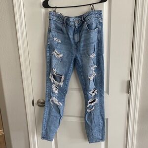 American Eagle Outfitters Light Blue Distressed Skinny Jeans